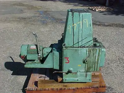 USED LIGHTNIN MIXER 84Q5