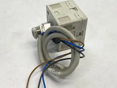 USED SMC DIGITAL VACUUM PRESSURE SWITCH 12-24VDC