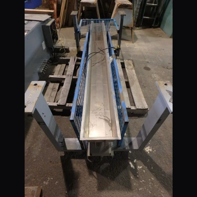 6 in. x 8 ft. Stainless Steel Vibrating Pan Feeder