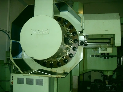 USED 1982 OKUMA MC-5V