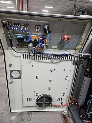 USED 2010 FANUC M-20IA
