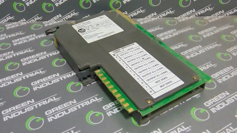 Allen Bradley 1771-OFE2/B PLC-5 Analog Output Module F/W Rev. B Rev. AA1 Used
