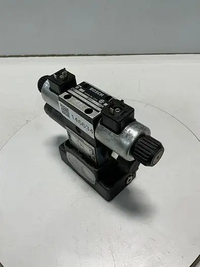 Used BOSCH 081WV06P1V1018WS024/00 D51 Valves/Fittings Michigan US | Ideal Machinery #775015