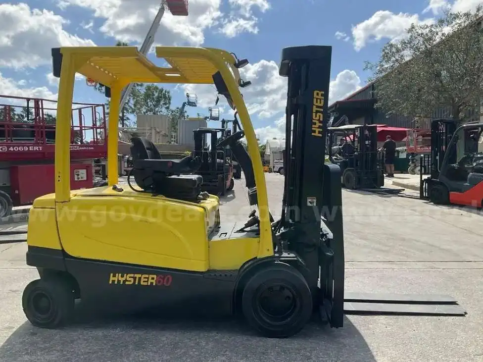 USED 2021 HYSTER J60XN-34