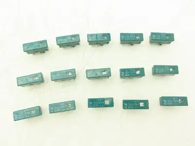 Daito GP32 Alarm Indicating Fuse Green Cartridge 3.2A 250V Lot of 15