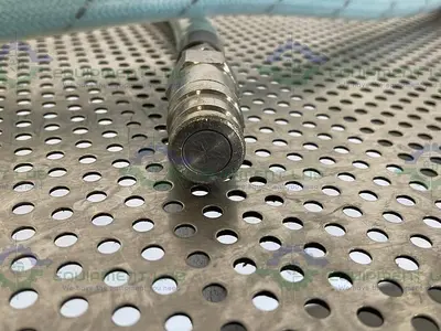 USED 74" FLEXIBLE HOSE W/ PARKER F9-502-8FP HYDRAULIC QUICK CONNECT HOSE COUPLING