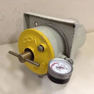 USED TOSHIBA ISE90PN OIL FILTER