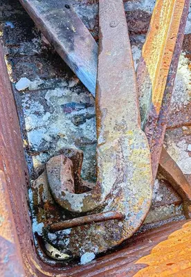 Used _UNKNOWN_ LEFT-HAND DRILLING TOOL WRENCH (CLAW-END / J-WRENCH) Wrenches Pennsylvania US | East West Machinery & Drilling #1417919