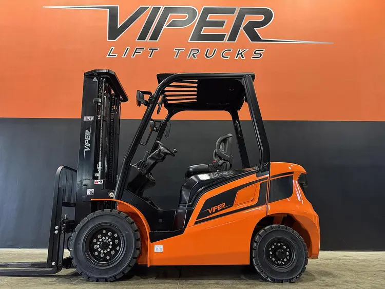 New | in-Stock 2026 VIPER FB30F 4-Wheel Sit down Electric Counterbalance Forklifts Texas US | North Texas Equipment Services #549698