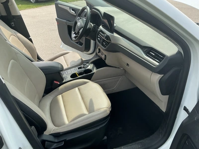 Used 2022 FORD ESCAPE Miscellaneous Trucks/Trailers Michigan US | Miedema Asset Management Group #1489517