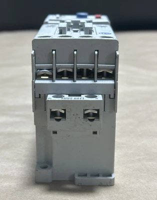 USED Allen-Bradley 700-CF400 A
