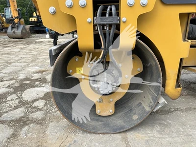 USED 2022 XCMG XMR303S