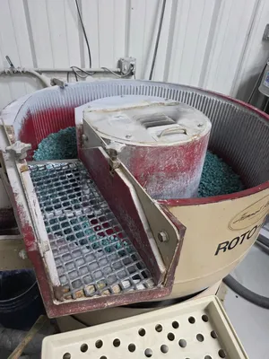 ROTO - FINISH ER-1011 VIBRATORS, VIBRATORY FINISHERS | Machinery Resources International (3)
