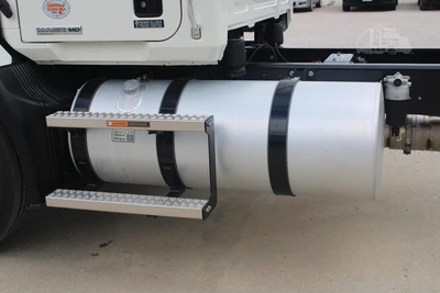 New | in-Stock 2025 MACK MD6 Cab Chassis trucks Texas US | Roll Off Truck World #1491874