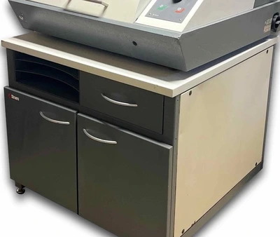 Item# L204 Struers Discotom-100 Automatic Saw #309
