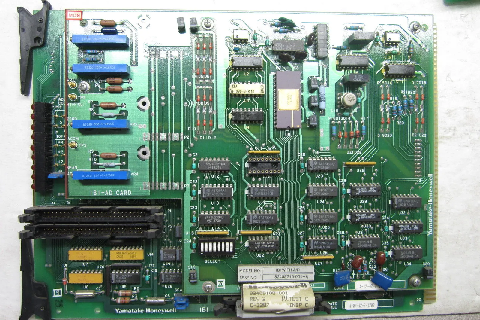 YAMATAKE- HONEYWELL 82407390-001 IBI BOARD W/82408213-001 82407390001