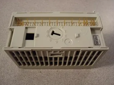 Allen Bradley 1794-OB16/A 24 VDC Source Output A01 Used