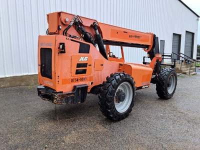 USED 2017 Skytrak 8042