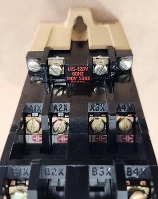 USED Allen-Bradley 700-PK600A1