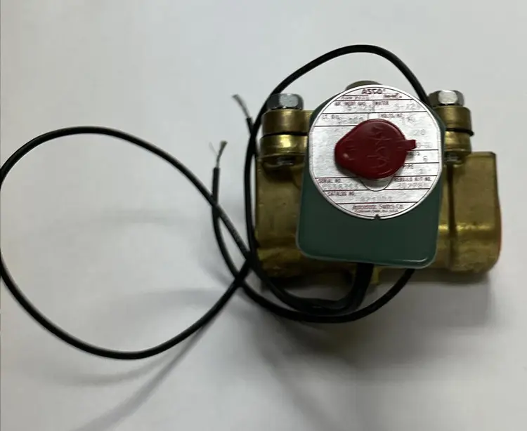 New | in-Stock ASCO 8210D4 Solenoid Valves Ohio US | Surplus Asset Holdings #1241169