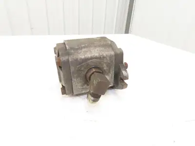 Aztec 67110-12191-71B Hydraulic Pump Removed Off Toyota 5FBE15 Electric Forklift