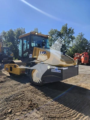 USED 2021 XCMG CV83PDU
