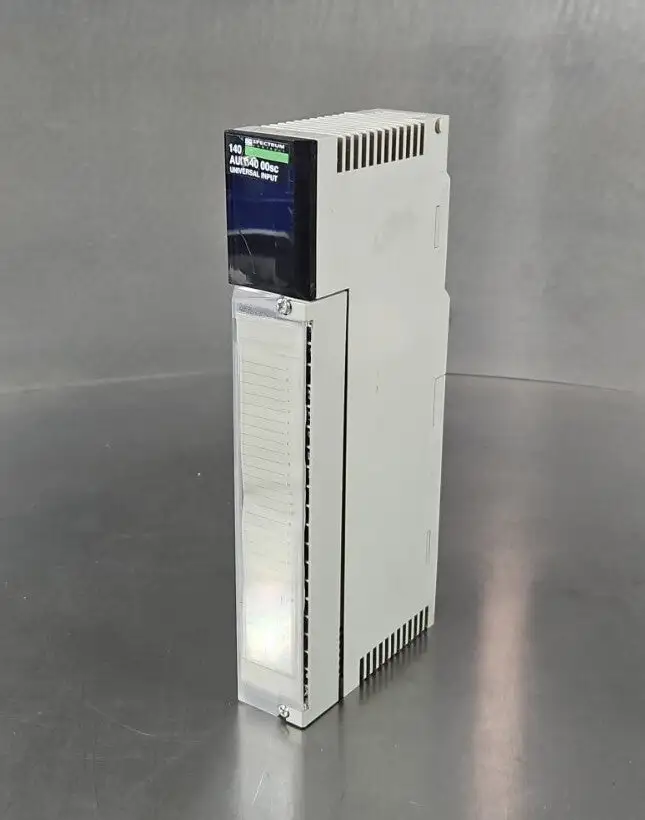 USED Schneider Schneider 140AUI04000SC