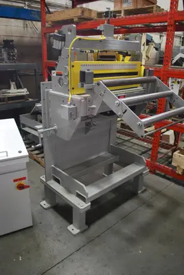 MECON 400F-HD Feeders, Servo | PressTrader Limited (2)