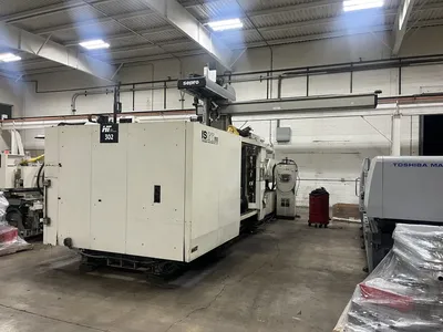 2004 TOSHIBA ISGT950WV21-81 Injection Molders 901 Ton & Over | Machinery Center (2)