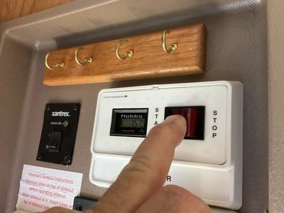 USED 2006 JAYCO GREYHAWK 31