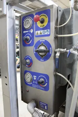 2015 GRACO ECOQUIP EQ600S Vapor Abrasive Blast | Levy Recovery Group (9)