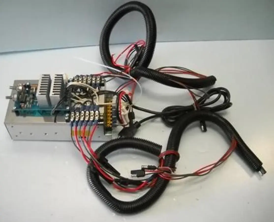 QTY. 1. SUN POWER MODEL FDPS-480W AC INPUT 110/22V...