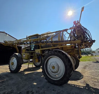 2005 AG-CHEM ROGATOR 1064 SPRAYER SELF PROPELLED | Iron Listing (14)
