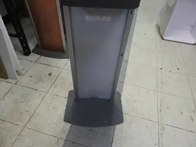 Used Golden Corral Used Ecolab® 92024832 Nexa™ Hand Hygiene Stand Hand Washing and Sanitizing Illinois US | Falcon Restaurant Supply #1376461