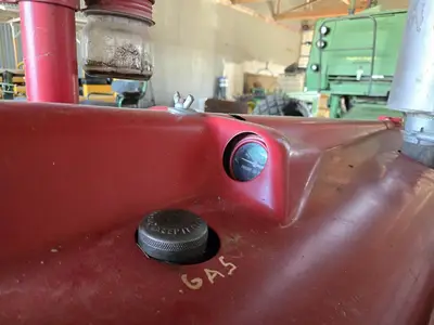 USED 1949 INTERNATIONAL MD