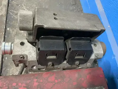 Used LINCOLN ELECTRIC POWER FEED 10M Wire Feeders Ohio US | HGR 24 #1343543