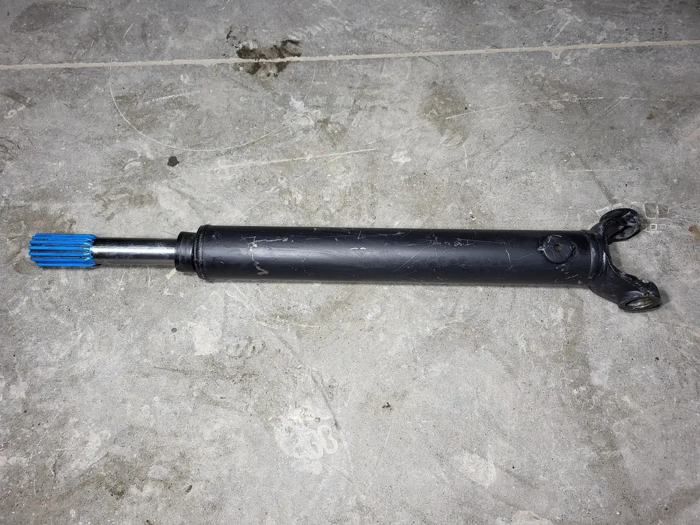 Drive Shaft F32879, SD575