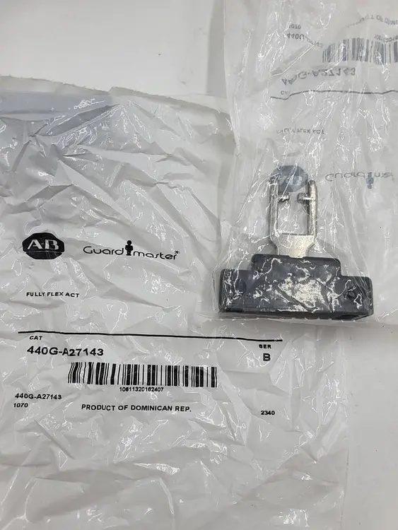 New | in-Stock ALLEN-BRADLEY ALLEN BRADLEY 440G-A27143 TITAN TLS GD2 FLEXIBLE ACTUATOR Parts (Hydraulics and Pneumatics) | ND Industrial Surplus #1217292