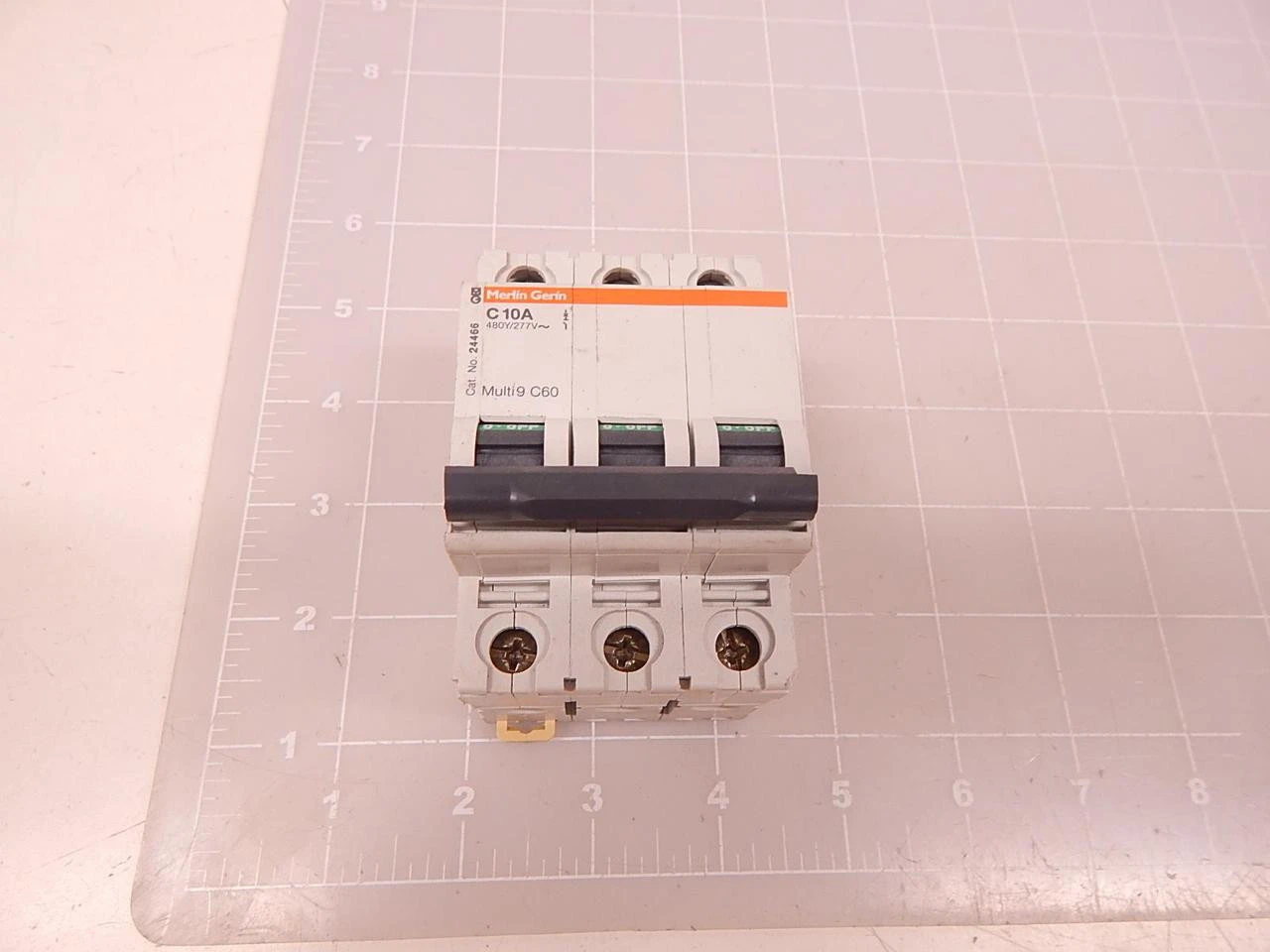 Used MERLIN GERIN _UNKNOWN_ Circuit Breakers Texas US | OCO Industrial #1675760