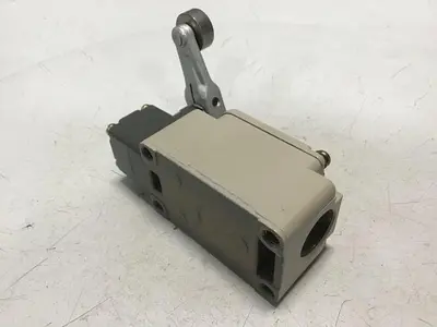 USED OMRON WLCA2