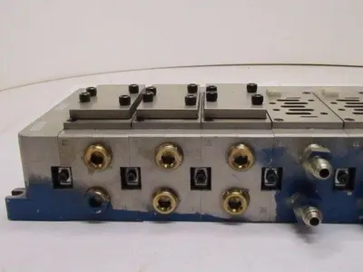 SMC VV892-04S-SUQW06BT-W1 9 Station Valve Island Manifold S/B Ports 1/2 NPT
