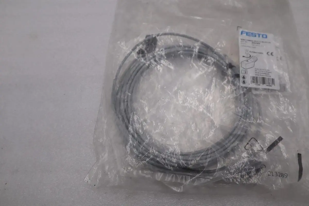 NEW Festo NEBV-Z4WA2L-R-E-2.5-N-LE2-S1/ 8047679 Connecting Cable STOCK H1576A