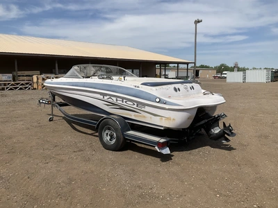 USED 2006 TAHOE TRACKER