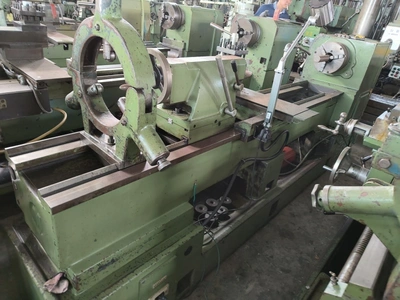 WIN HO Centre Lathe, in good used condition