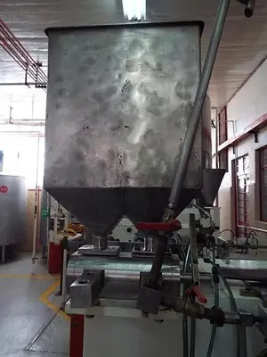 Form, Fill and Seal with Piston Filler
