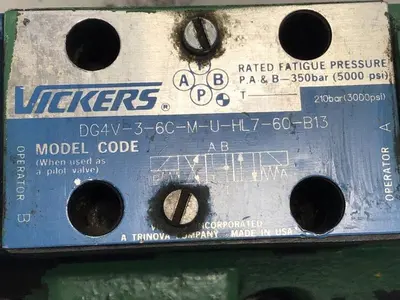 USED VICKERS DG4V-3-6C-M-U-HL7-60-B13