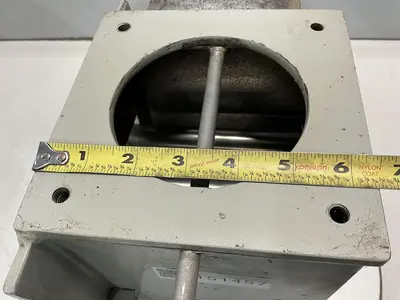 USED METAL FABRICATOR NO MODEL / NO TAG
