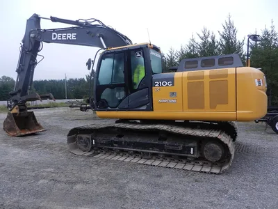 USED 2021 Deere 210G