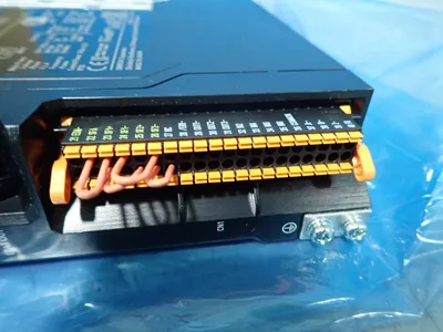 New | in-Stock OMRON R88D1SN01HECT Servo Drives | HGR 24 #744012