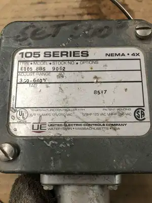 United Electric E105-8BS-9062 Temperature Switch 300-640°F 125/250VAC 15A